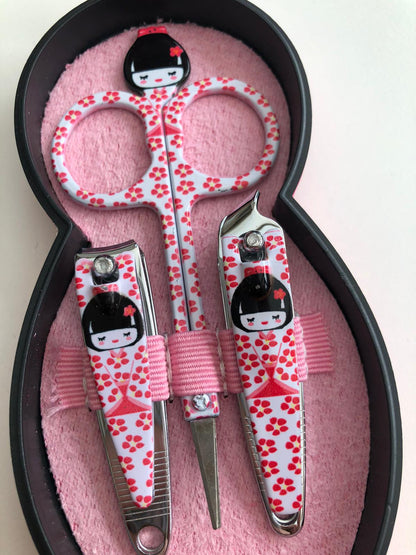 Kokeshi manicure set