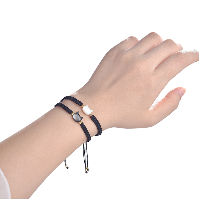 Armband cat