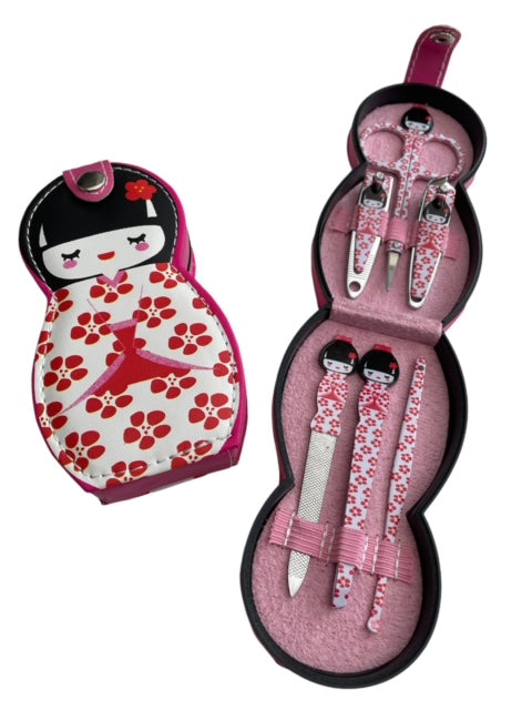 Kokeshi manicure set